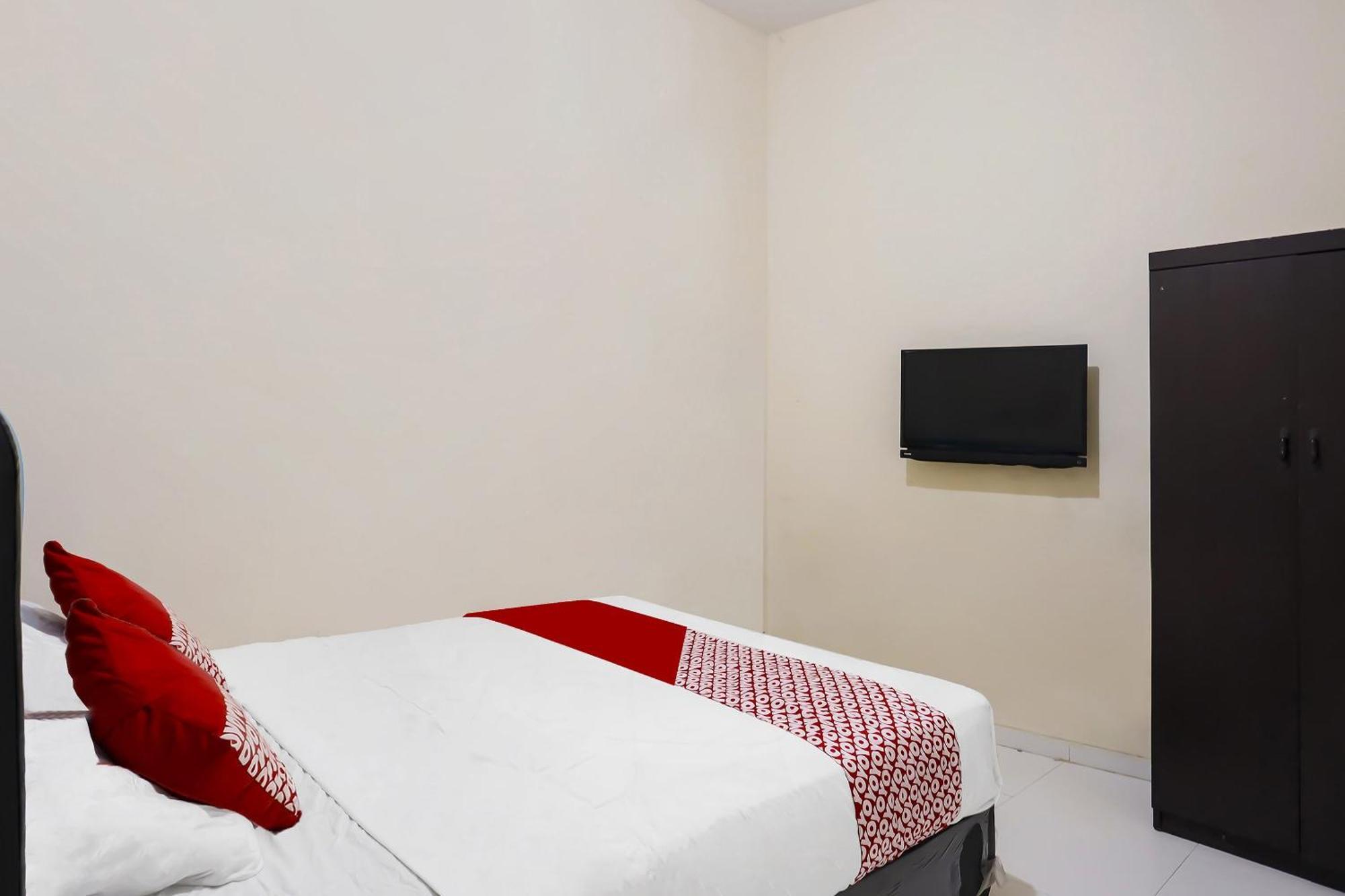 Oyo 92451 Hasan House Syariah 2Nearvihara Budhi Bhakti Нагоя Экстерьер фото