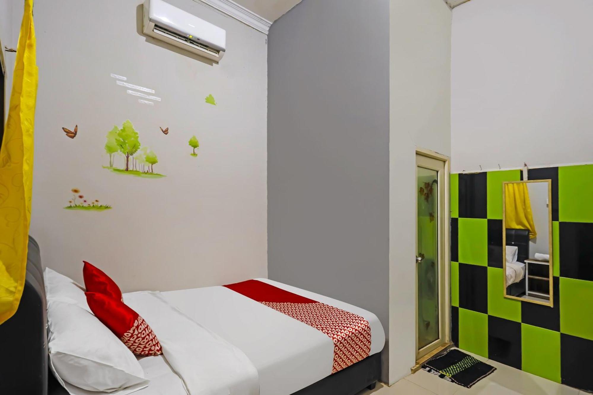 Oyo 92451 Hasan House Syariah 2Nearvihara Budhi Bhakti Нагоя Экстерьер фото